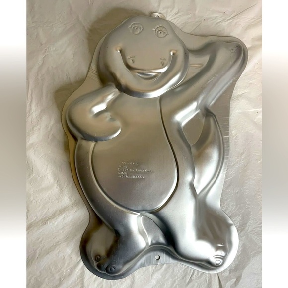 Wilton Other - 1993 WILTON BARNEY CAKE PAN Purple Dinosaur Tin Mold Standing Birthday 2105-6713